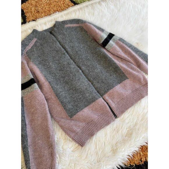 The Korner sweater - Picture 6 of 12